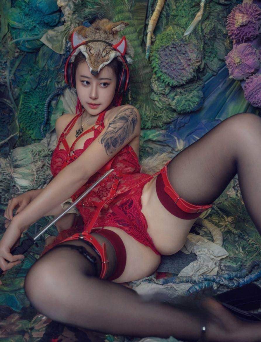 奈汐酱nice 猎狼女-不看后悔