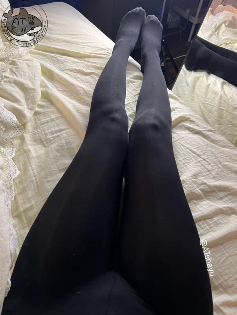 AT鲨 – 原相机质感黑裤袜-完美coser