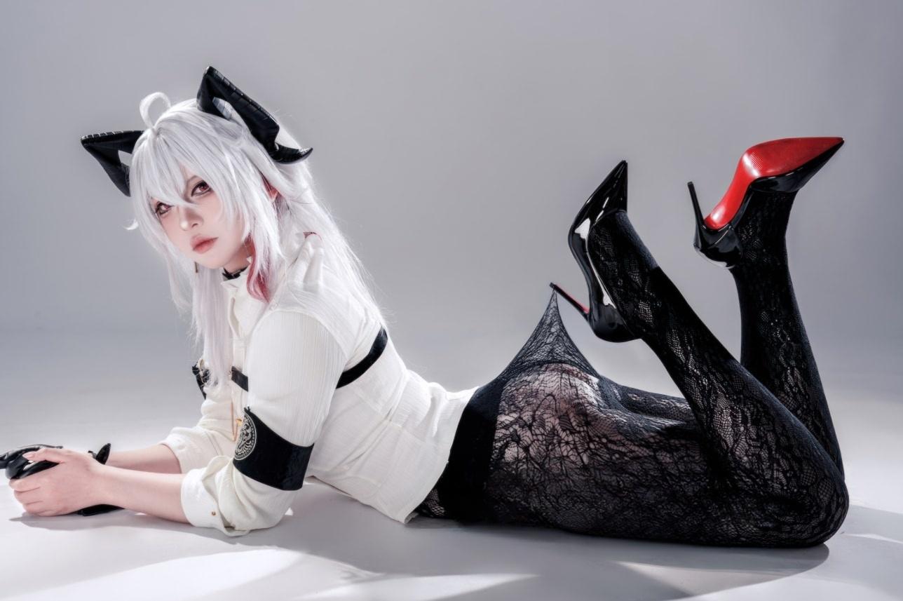 半半子 鸣潮 赞妮-高端精品